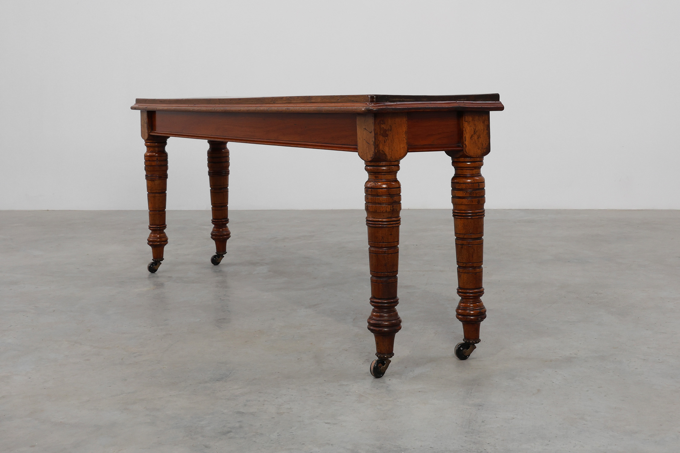 Large William IV Walnut Console Table, United Kingdom ca. 1840thumbnail
